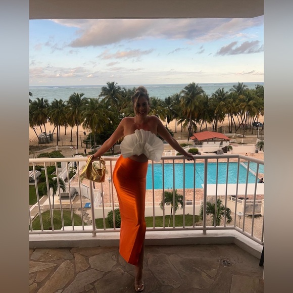 RUST STRETCH SATIN SPLIT SIDE MAXI SKIRT - Picture 2 of 2